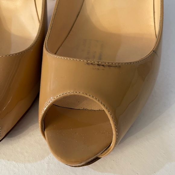 Christian Louboutin - Picture 4 of 8